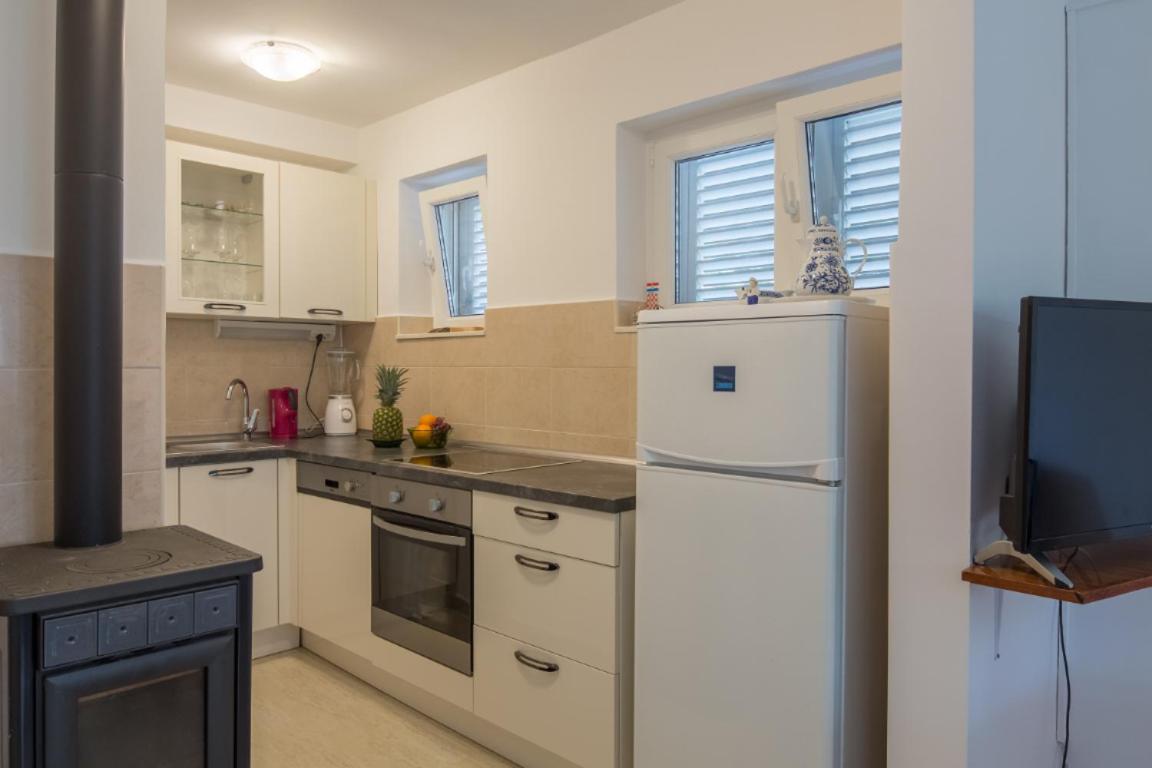Apartment Pepica Trogir Exterior photo
